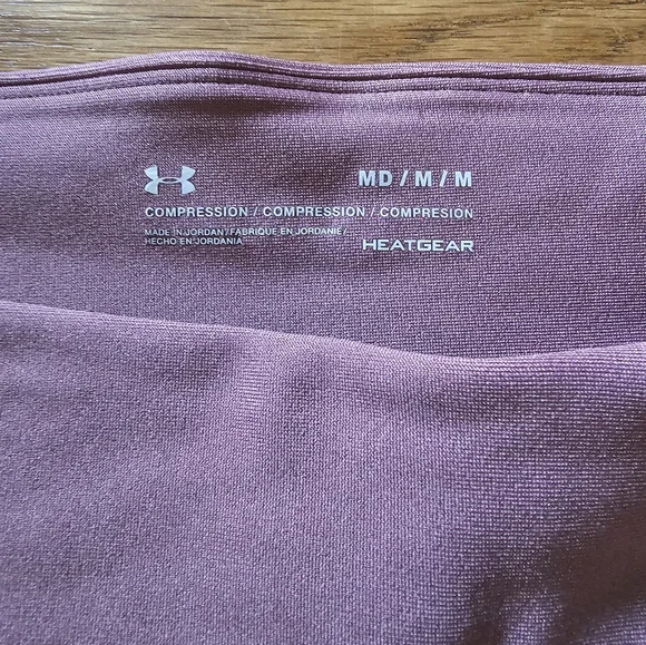 Under Armour Mauve Heat Gear Mid Rise Crop Compression Pants Women's Size Medium - Picture 4 of 12